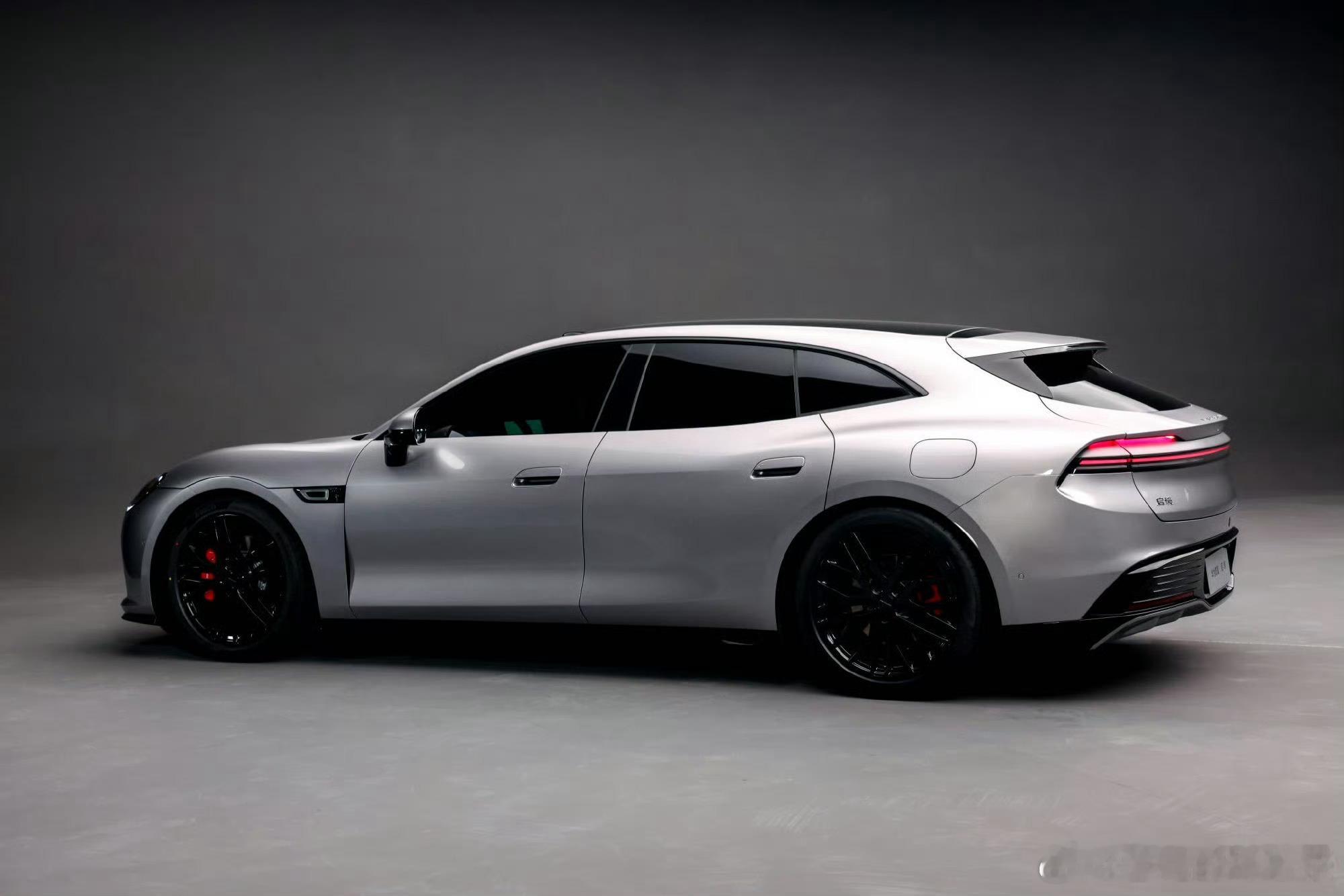 黄景瑜首位启境GT7盲订车主启境GT7盲订火热开启！黄景瑜亲选鸿蒙座舱，全场景生