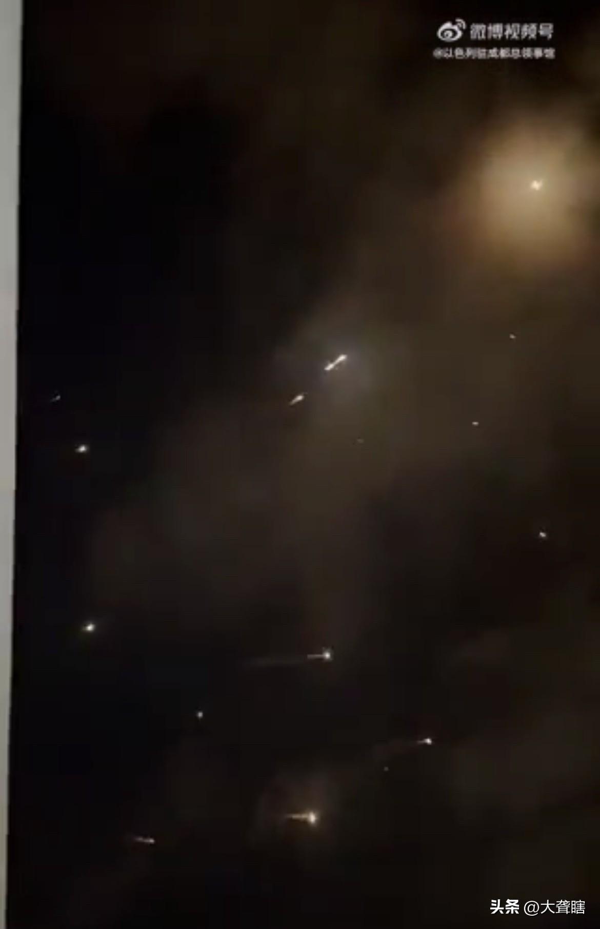 有点猛，以色列称真主党武装向其境内发射数百枚火箭弹！
据以色列社交账号消息，真主