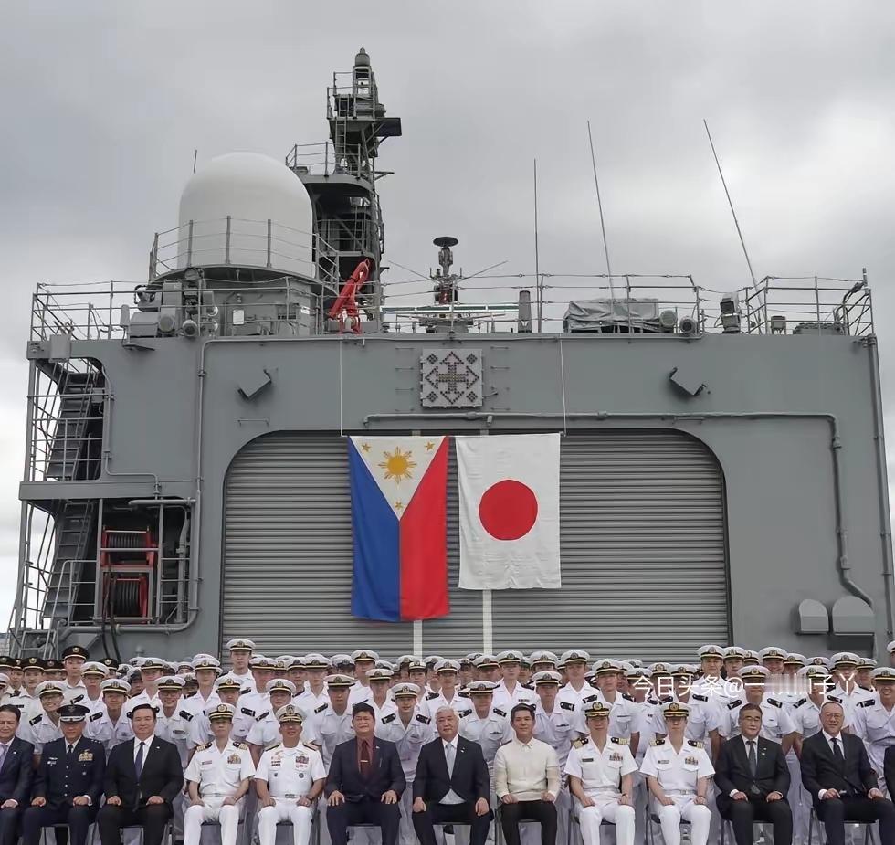日本免费送菲律宾5台雷达这件事，是实打实的真实新闻。2026年2月11日，双方在