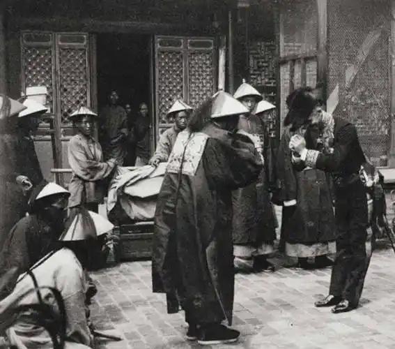 很多人不理解，现在网上把清朝说得一无是处，但是为什么能统治268年？我说实话，清