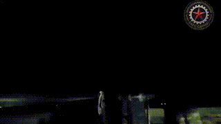 🔥硬核实力展示！俄军夜间火力全开，防空小组精准拦截打爆乌军无人机！💥