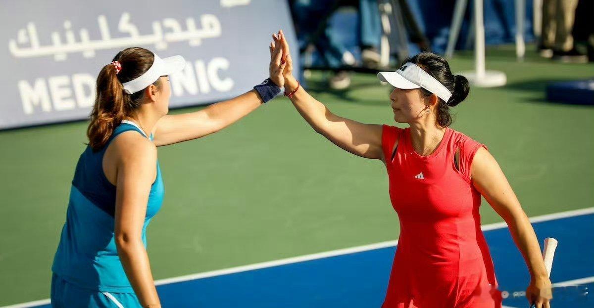 WTA250🇳🇿奥克兰女双1/4决赛🇨🇳徐一璠/🇨🇳杨钊煊以6-4/