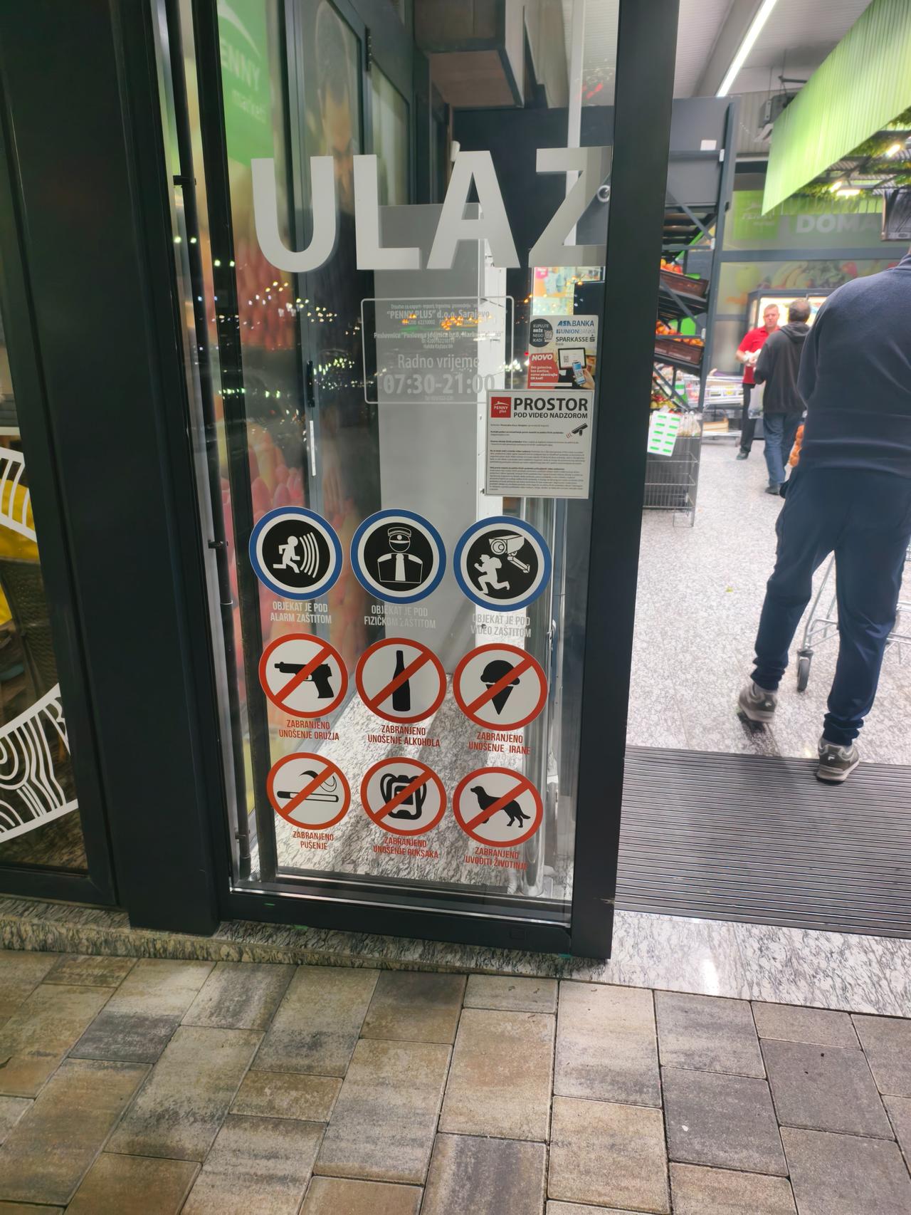 先感受下萨拉热窝的物价，1 波斯尼亚可兑换马尔卡 =3.83 人民币[捂脸]
算