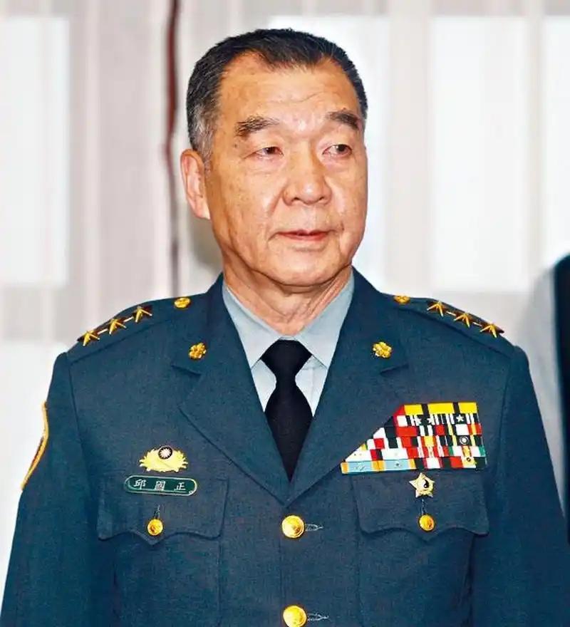 你要打多久我就陪多久！只要大陆战机敢越线，台军就开第 1 枪击落。

这样的狠话