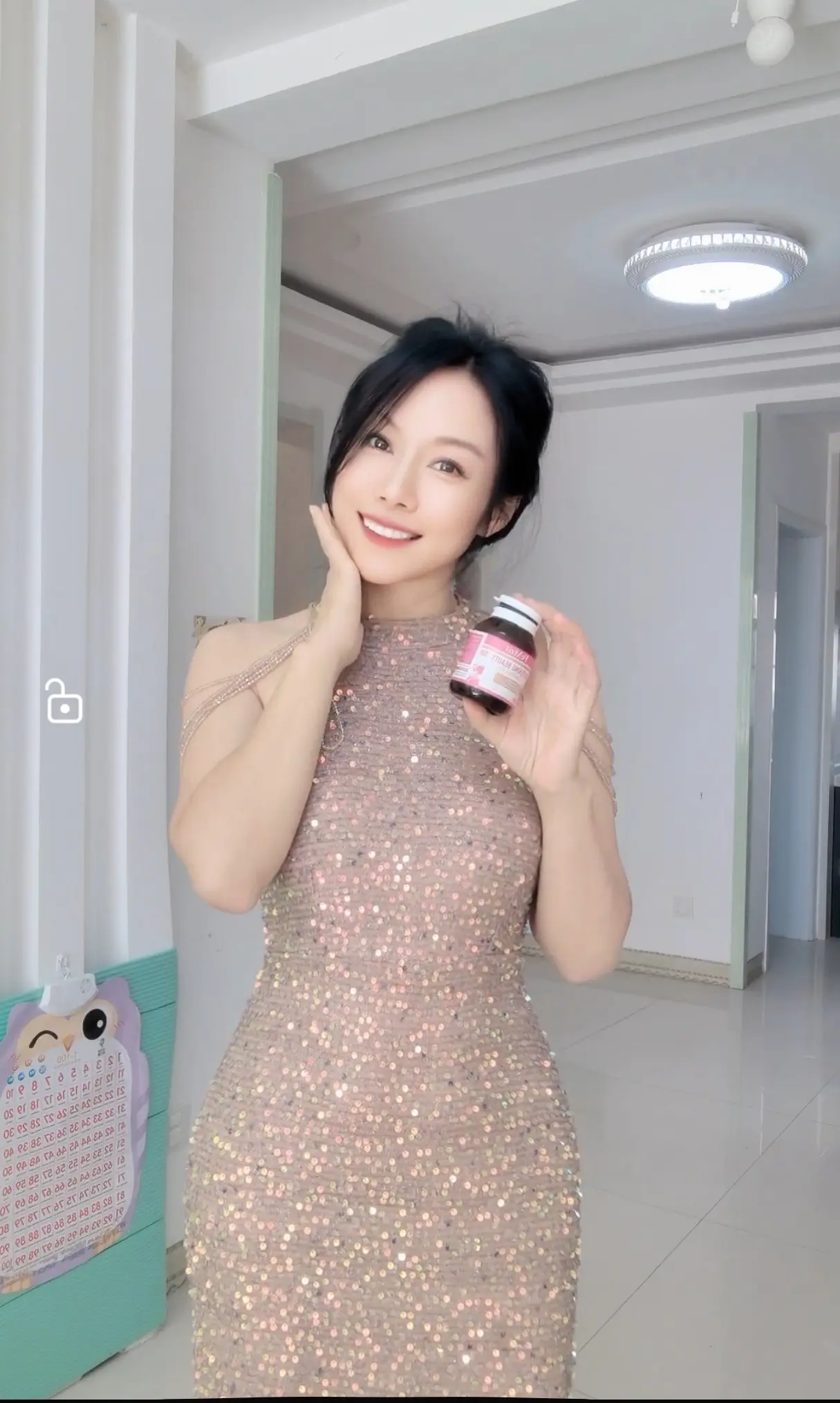 3瓶吃三个月398，刚好要过年了，到时候各种聚会走亲访友去见你想见的人...