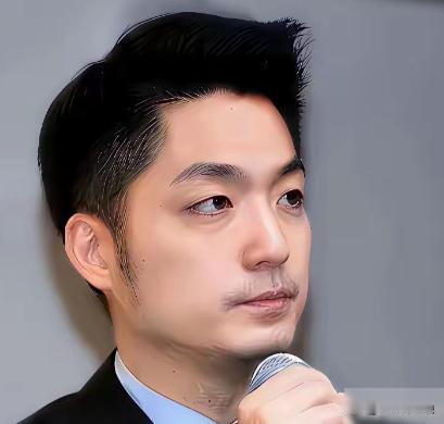 两蒋灵柩要不要回大陆这事，显然蒋万安着急了！据报道，真正麻烦的，不是一口棺木到底