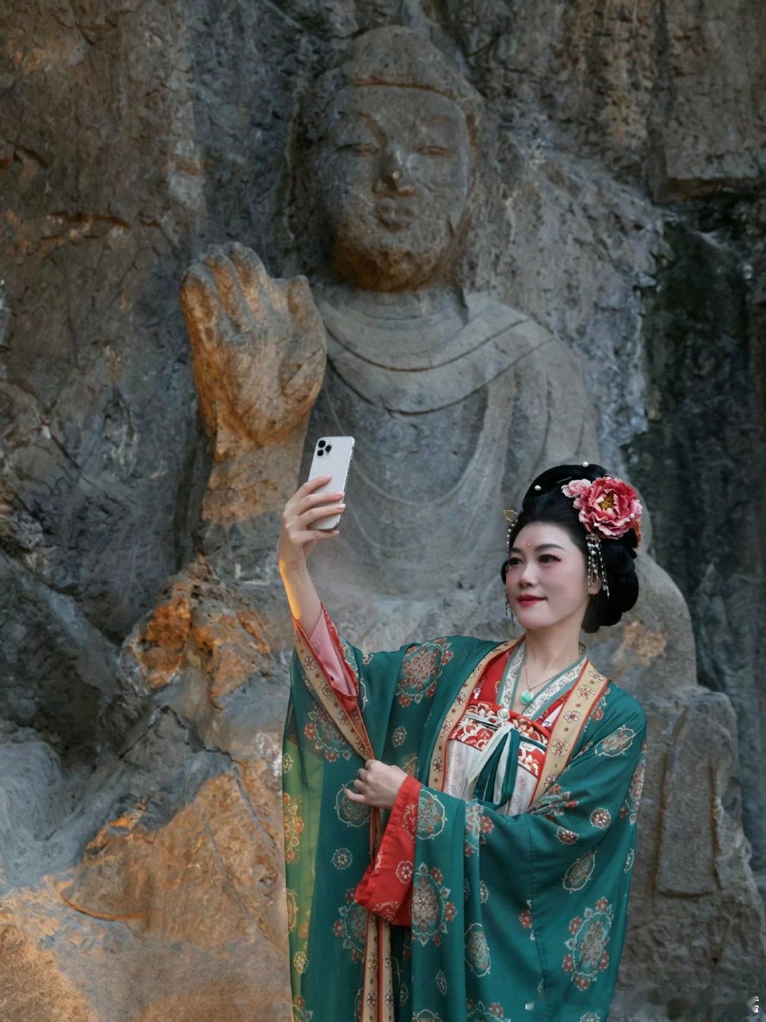 年中大促到手价普遍比预热期低数百至千元，多重补贴叠加诚意拉满，我也聊聊数码换机刚