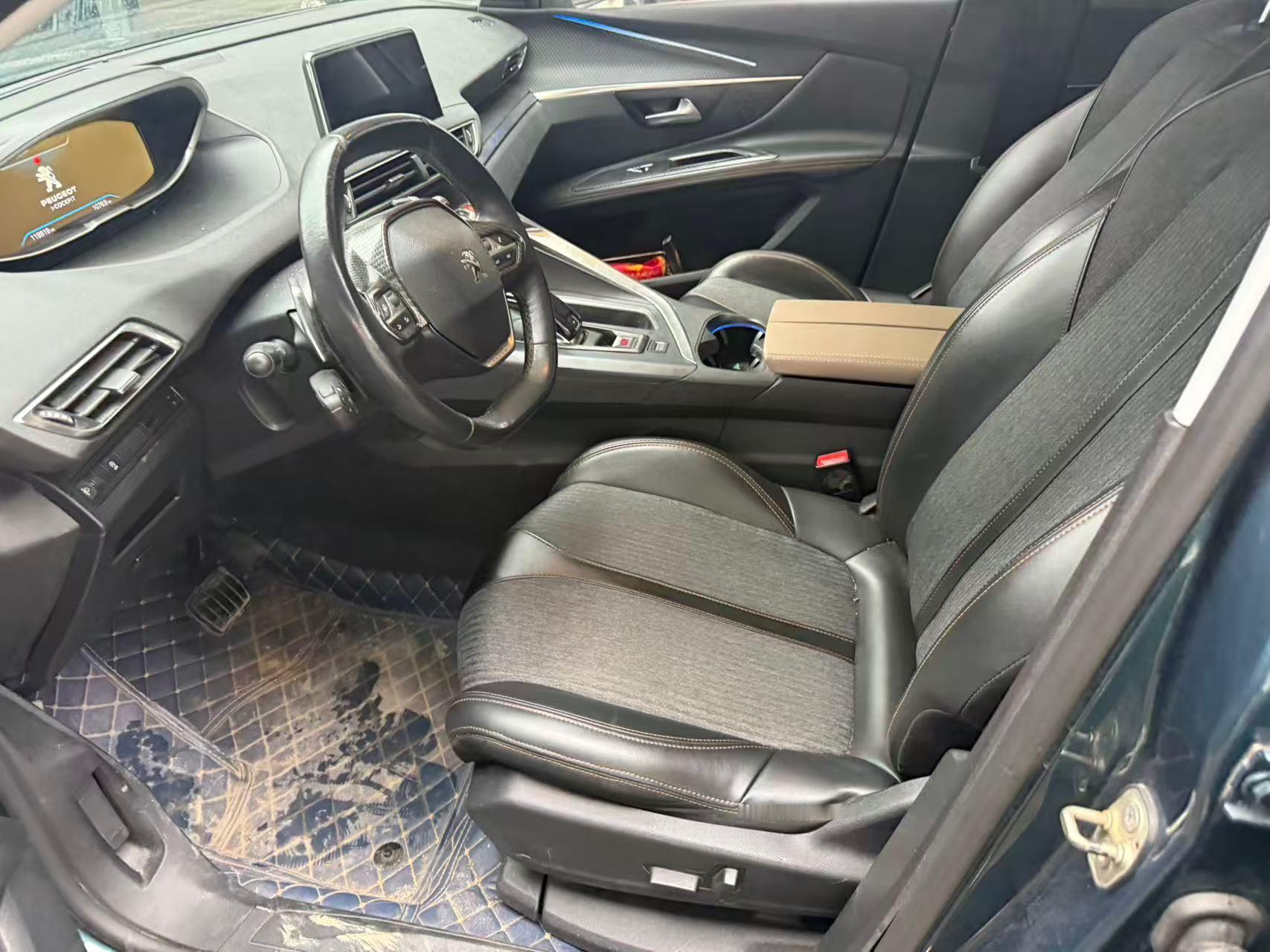 18年上牌标致5008 1.8T精英型，目前行驶11万多公里，车况精品无事故。4