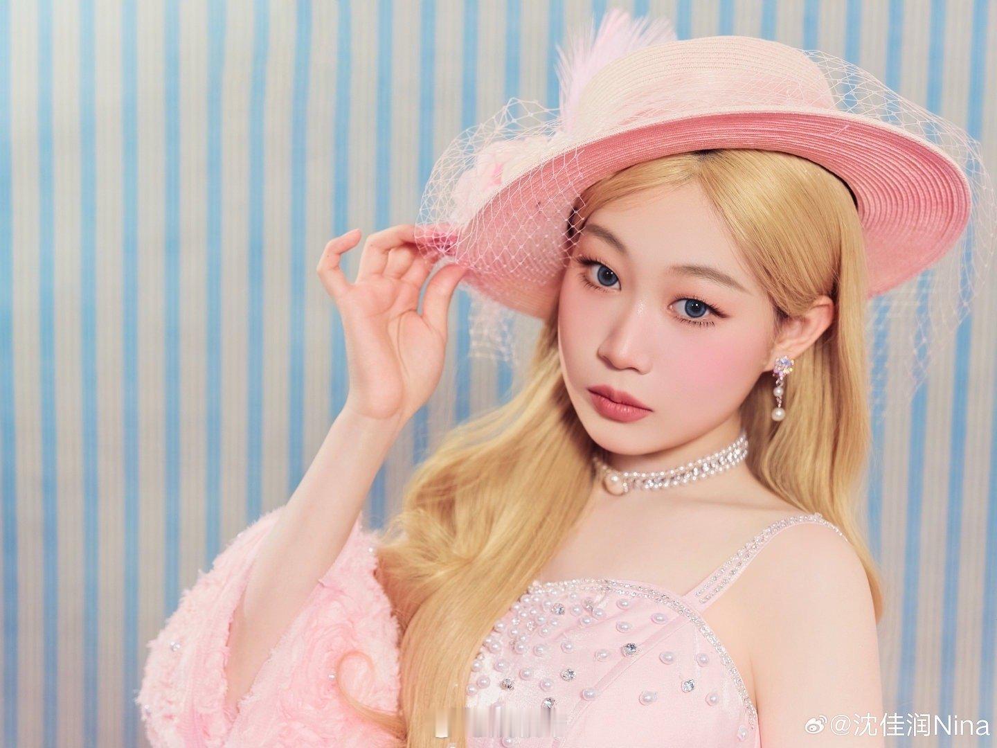 沈佳润今年跨年可忙坏了 舞台是最好的成长礼。沈佳润在跨年夜的“连轴转”，是挑战，