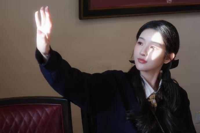 王玉雯明媚的生命力 喜欢她身上那种自然不刻意的生命力。无论是塑造角色还是分享生活