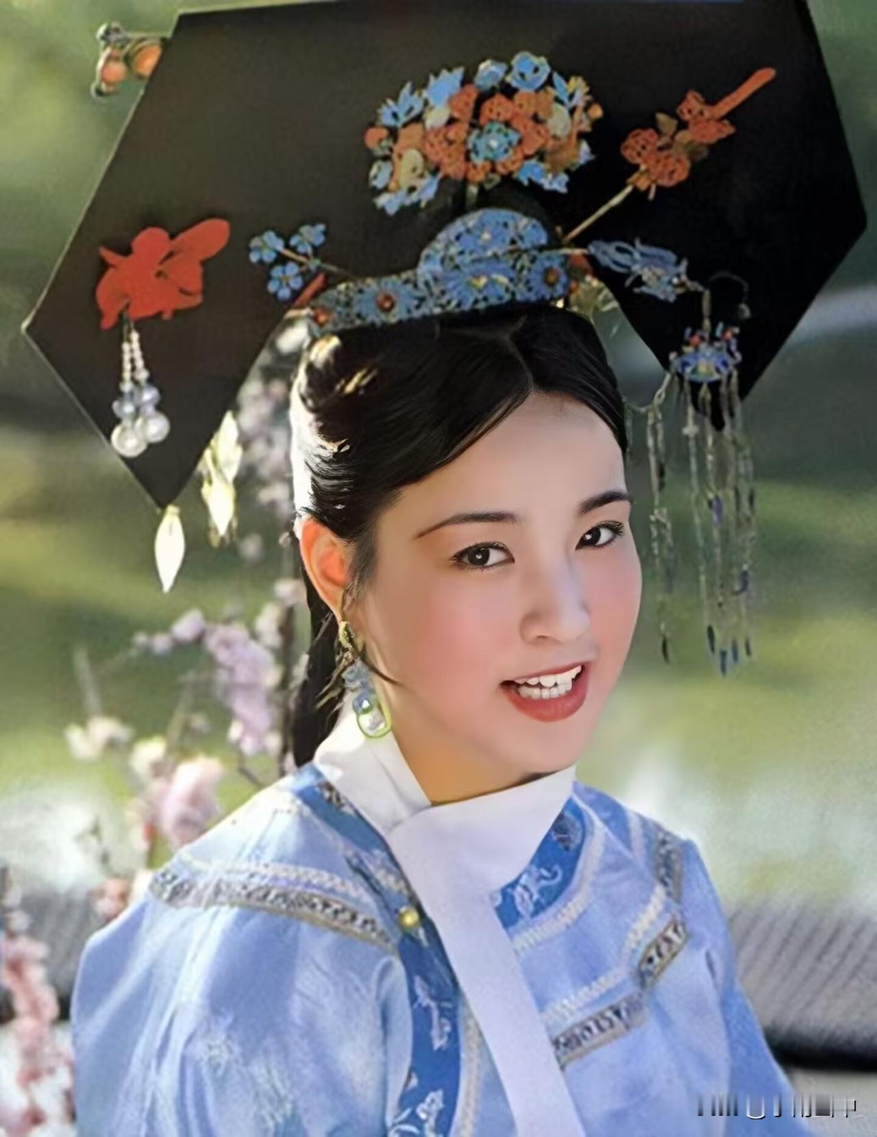 电影《火烧圆明园》、《垂帘听政》里刘晓庆、陈烨、周洁分别扮演慈禧、慈安、丽妃。三