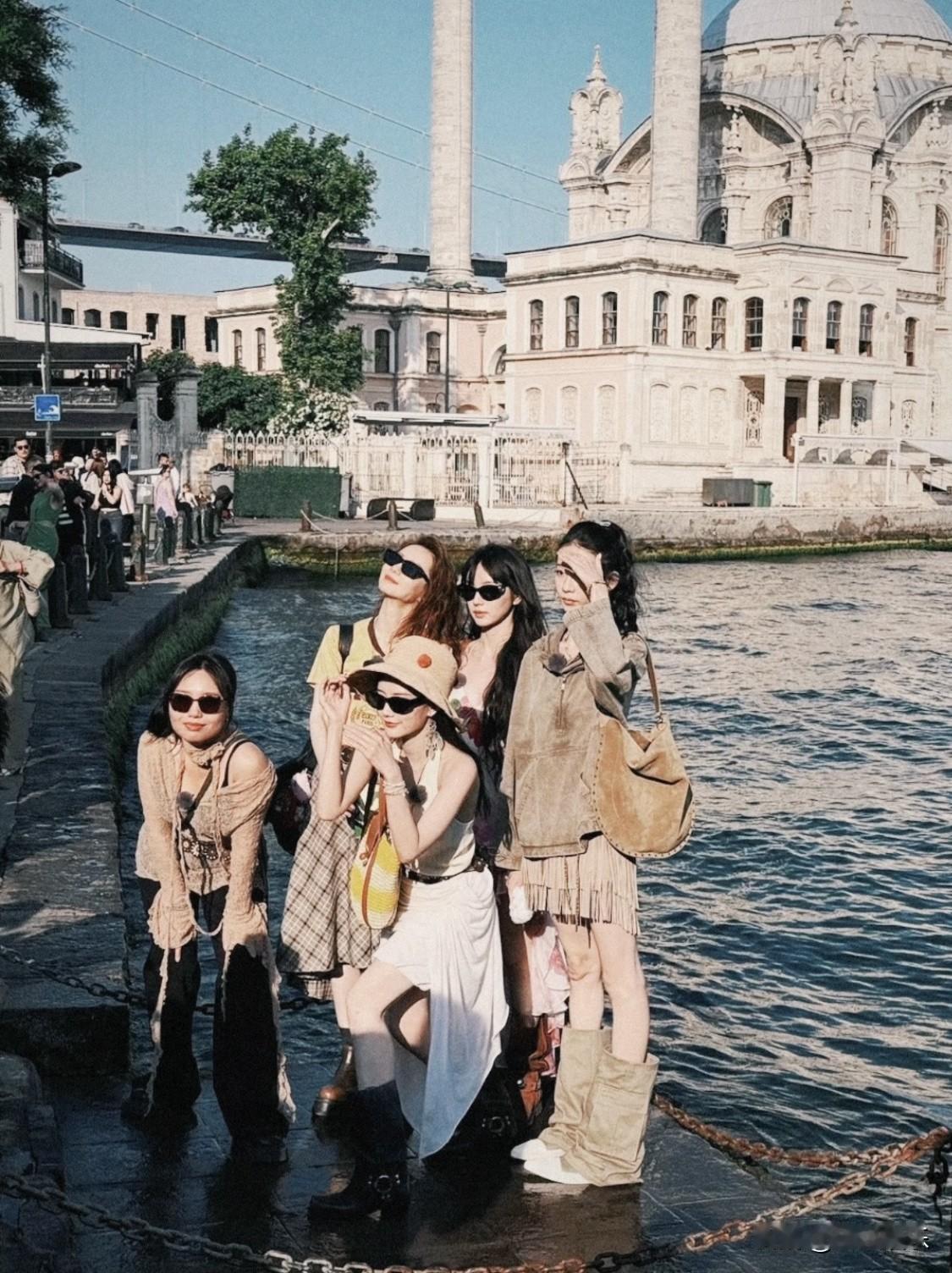 这个全女旅综 就是爽！！！！！女子推理社 姐姐妹妹抓娃娃 田曦薇 戚薇 李雪琴 