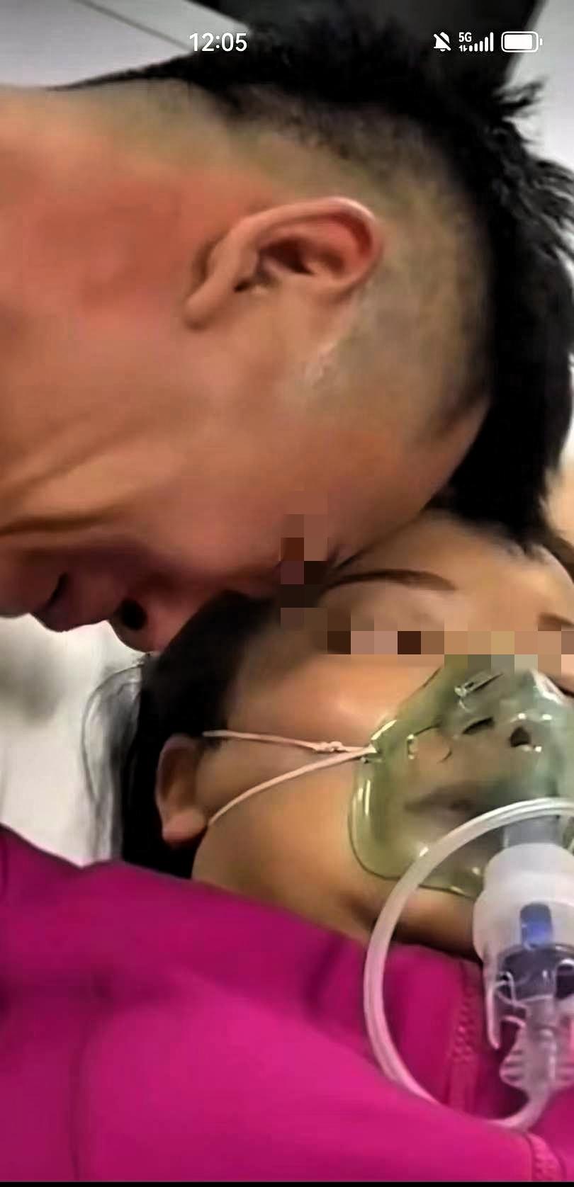 心痛如刀割，妻子病危，医院己下病危通知书，一向沉稳内敛的丈夫，瞬间卸下了所有坚强