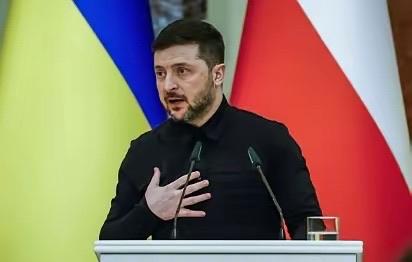 泽连斯基智商可能不高，但是情商是真的高，当十几个国家都祝贺高市早苗赢得大选时，只