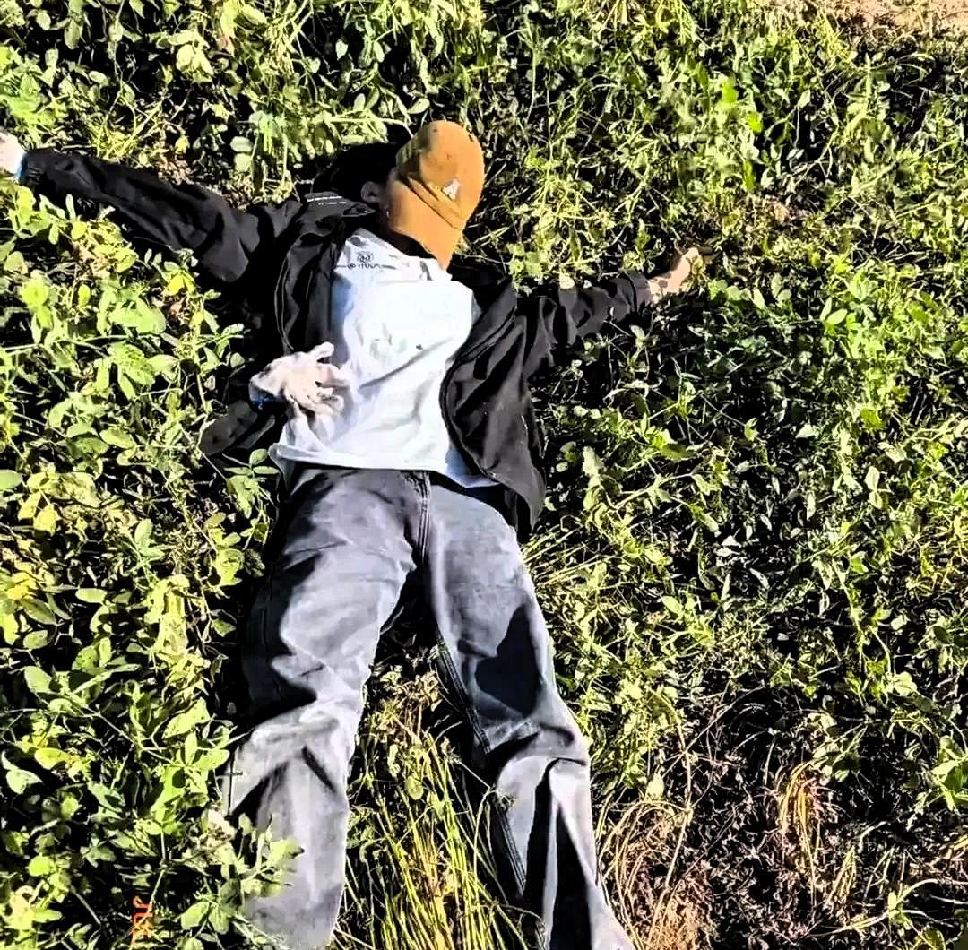 高考结束后，河南周口一名18岁男孩自我估分只有380分，自认升学无望，怕让父母失