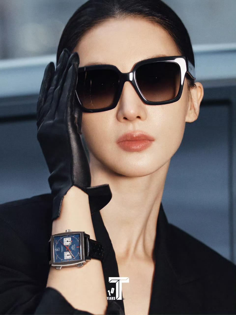 金晨T锦绣十一月刊封面金晨T中文版不拘一格大片摄影：任海华 