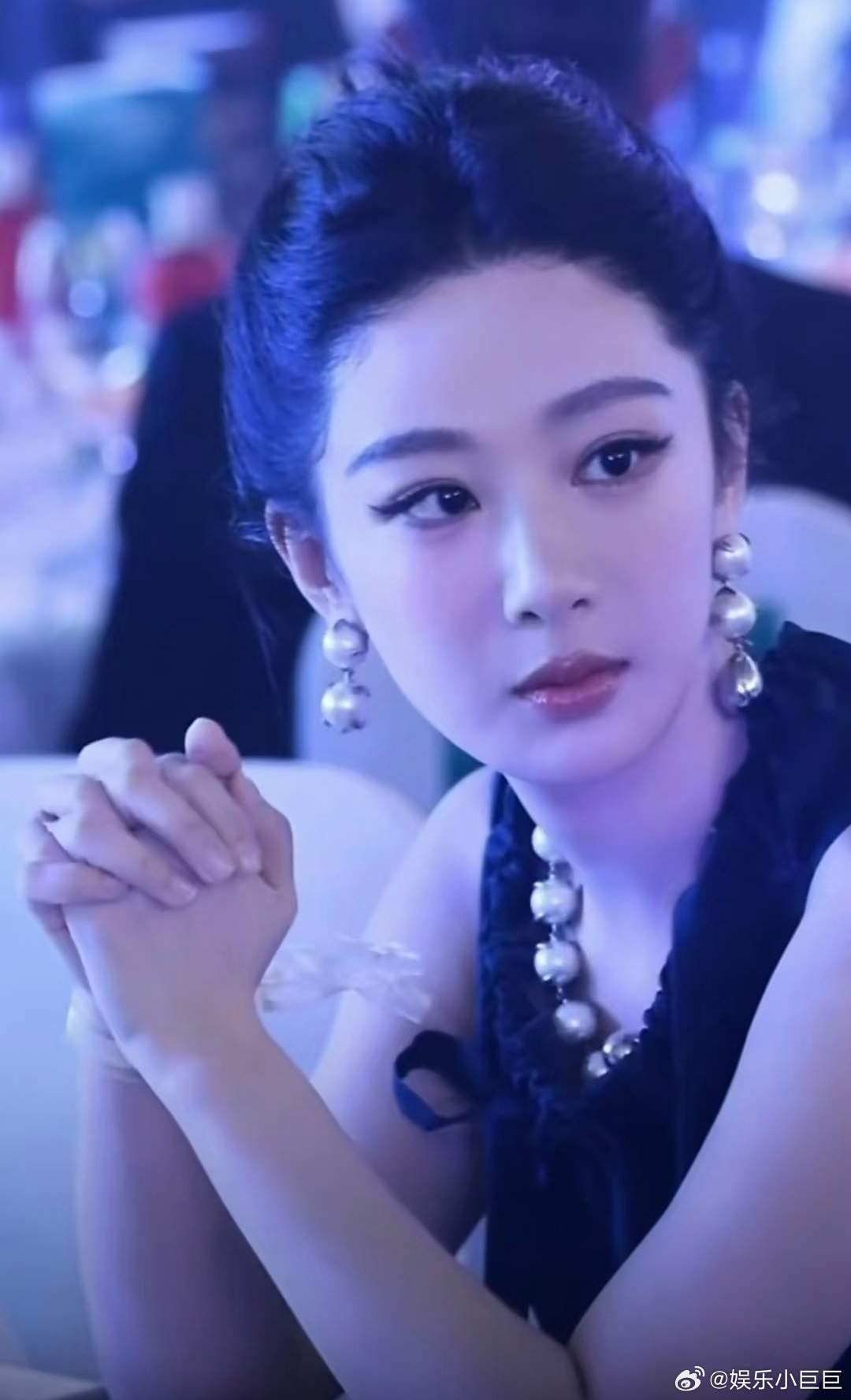 看了白玉兰晚宴杨紫的发言， 我发现， 杨紫可能这次要陪跑了，因为现在真的没几个年