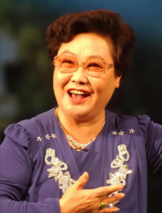 郭兰英去世了，
看到她的死因，我破防了。

她并不是死于意外，而是死于我们谁也逃