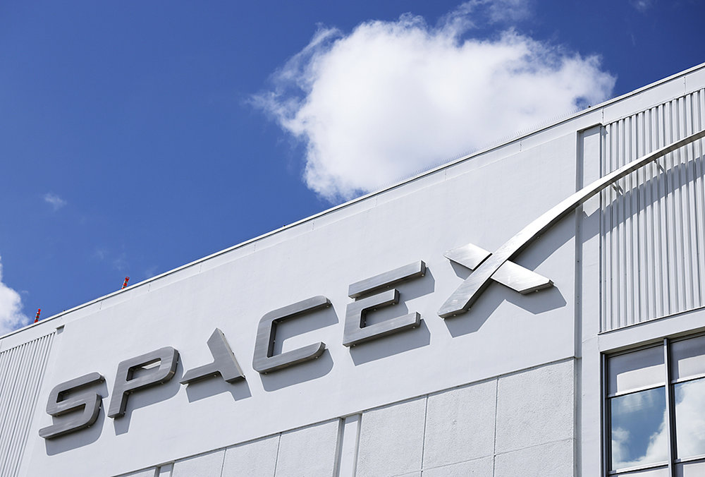 【马斯克称加速推进SpaceX上市事宜】当地时间5月18日，马斯克公开表示已经返