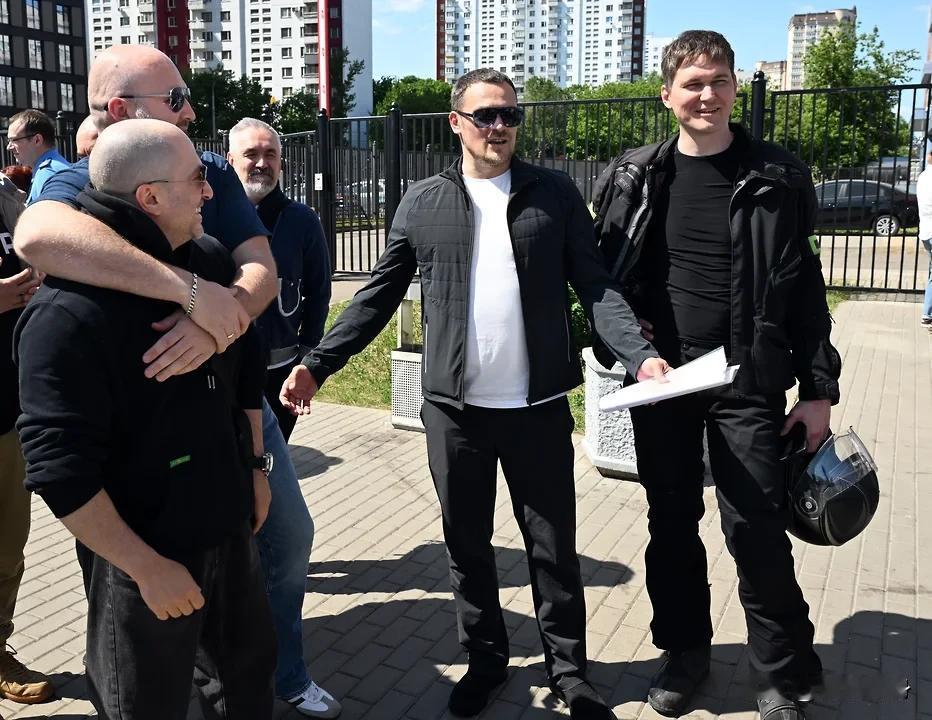 缓刑变实刑，莫斯科法院加重对涉嫌挪用军款的被告的处罚
洲哥讲时事 据当地时间20