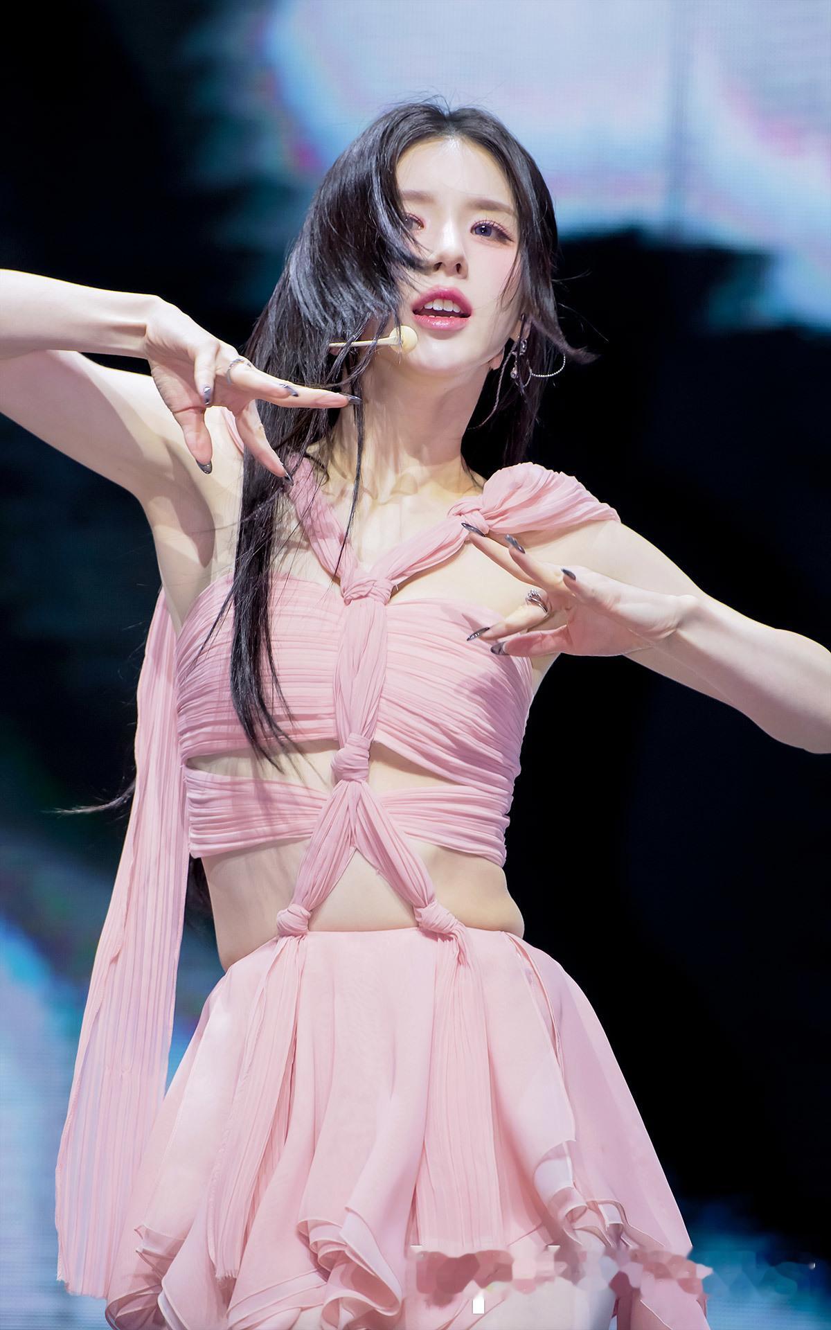 t:田姬振 新闻图这真的是美神是神颜 ​​​