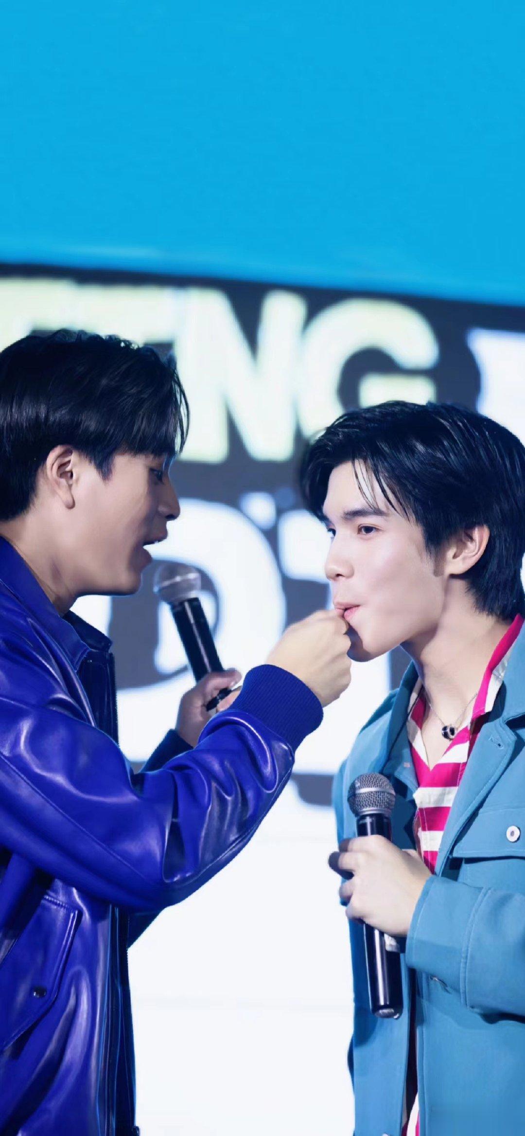 #taynew[超话]##618薅洋毛# 不得不说，taynew直播简直全程笑点