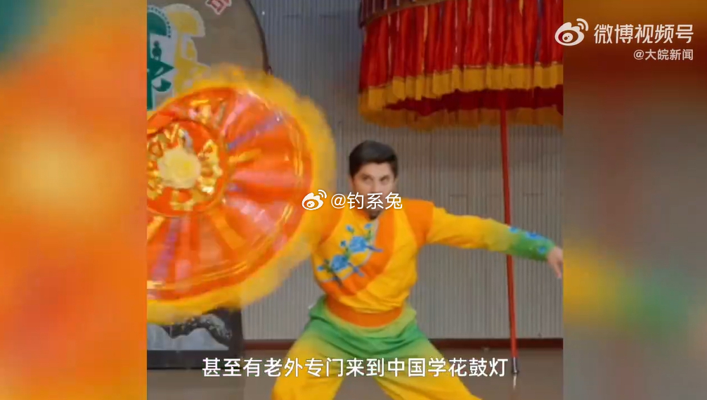 闪身步在外网迎来最强宣发期谁能想到，一个中国民间舞步，让全球网友集体开启了“交作