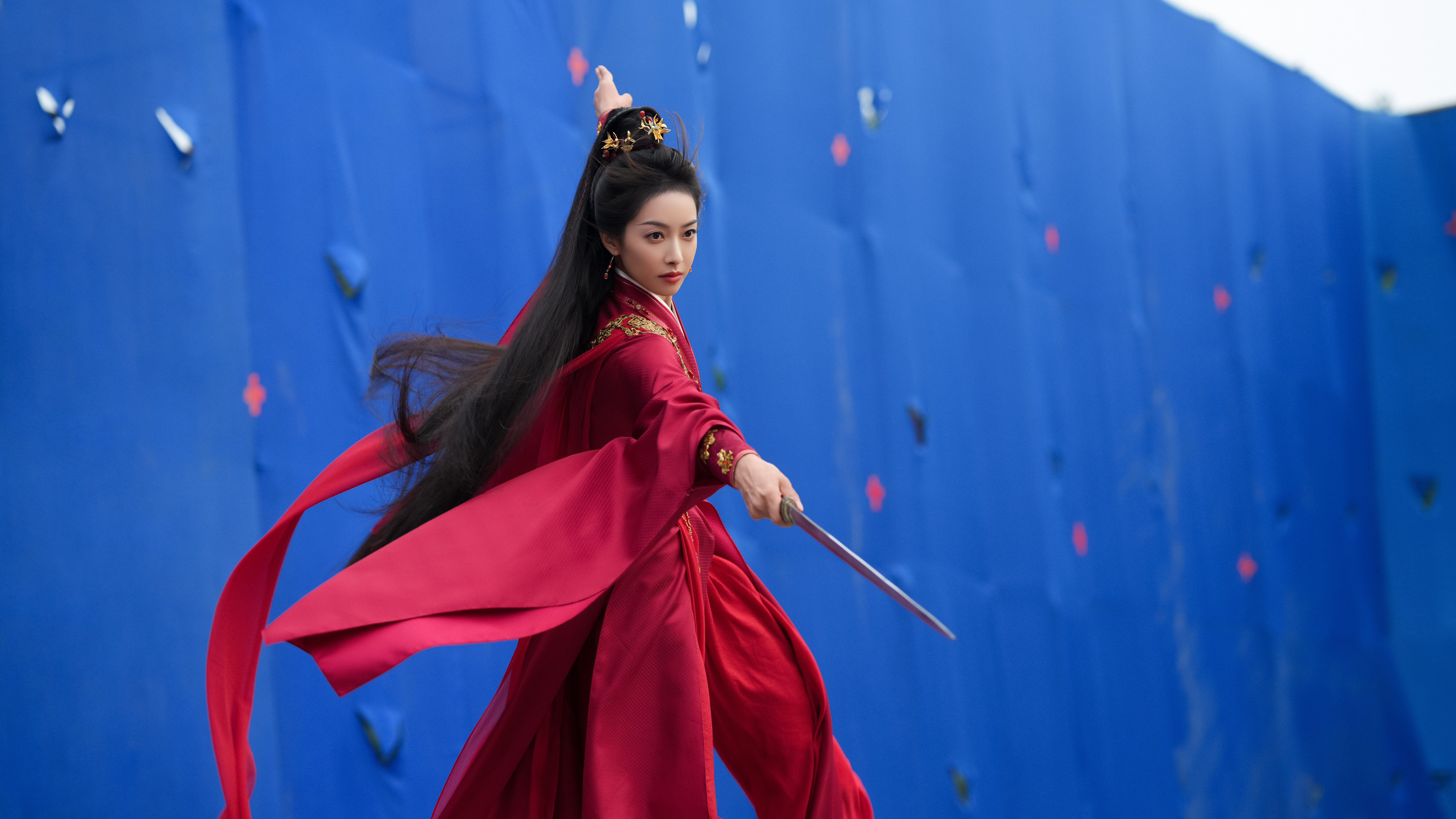 🔥 风雨淬炼其骨，时光沉淀其心。楚瑜 执此长枪，只为保家卫国！ 