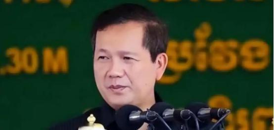 菲律宾倒向了美国，新加坡倒向了美国，柬埔寨倒向了美国，越南也在倒向美国的路上..