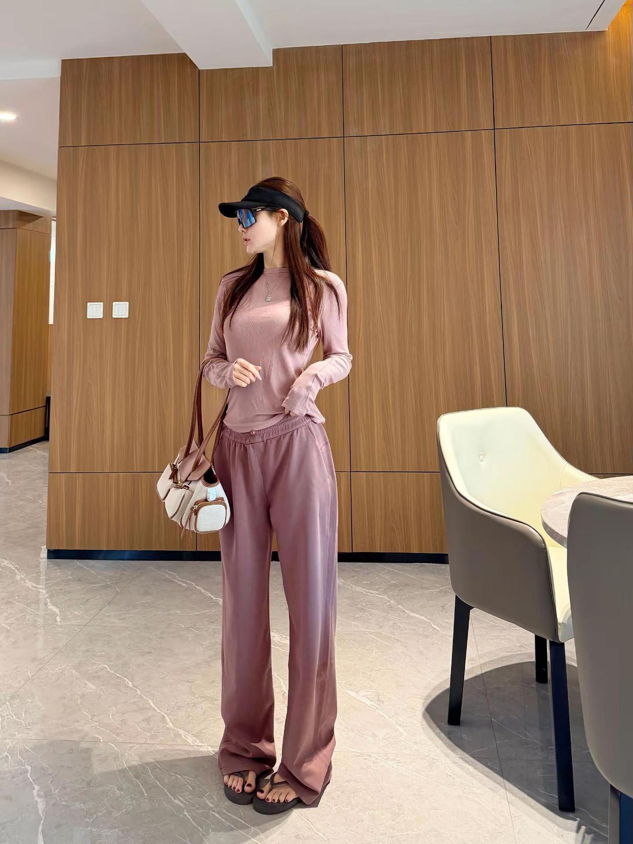 你去找你的黑丝吧，我脱了牛仔裤还有瑜伽裤拿捏不住你