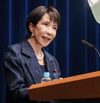 刚看到日本首相这条慰问，我心里五味杂陈
刚刷到日本首相高市早苗8月27日公开发出