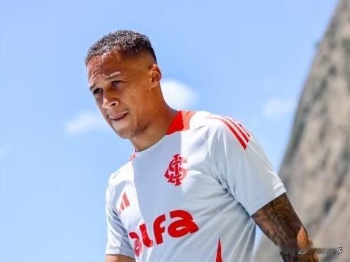 加价--辽宁铁人要拿下维蒂尼奥…辽宁铁人接近签下巴西国际边锋维蒂尼奥，近日，辽宁