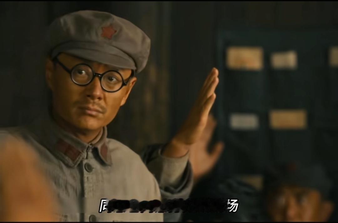 1935年3月10日，苟坝会议，议题围绕要不要攻打打鼓新场。不少指挥员求战心切，