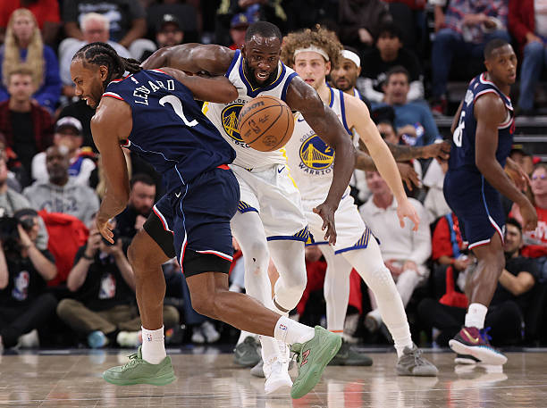 Shams在节目中报道，追梦-格林昨晚是带病出战🤒：“格林生病了，他的身体状况