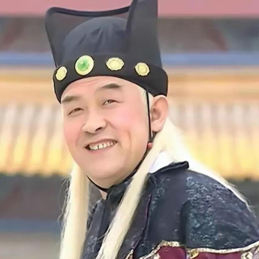 太子李重俊发动宫变，中宗李显和韦后在玄武门城楼上瑟瑟发抖。在这危急关头，太监杨思