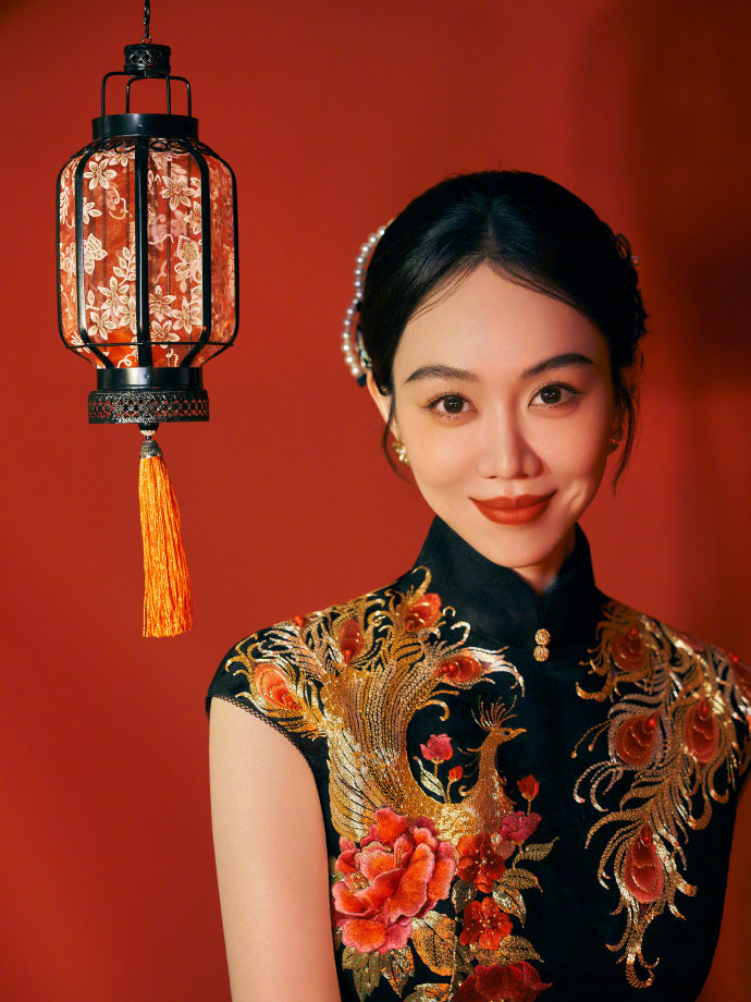 姜妍常驻现在就出发 姜妍之前来现发就很搞笑，看着呆呆的，但是好有智慧，有直觉！期