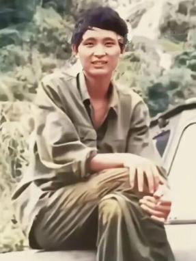 对越自卫反击战一等功臣张长海，退役后因身体病痛，把住房卖了换药钱。2018年，妻