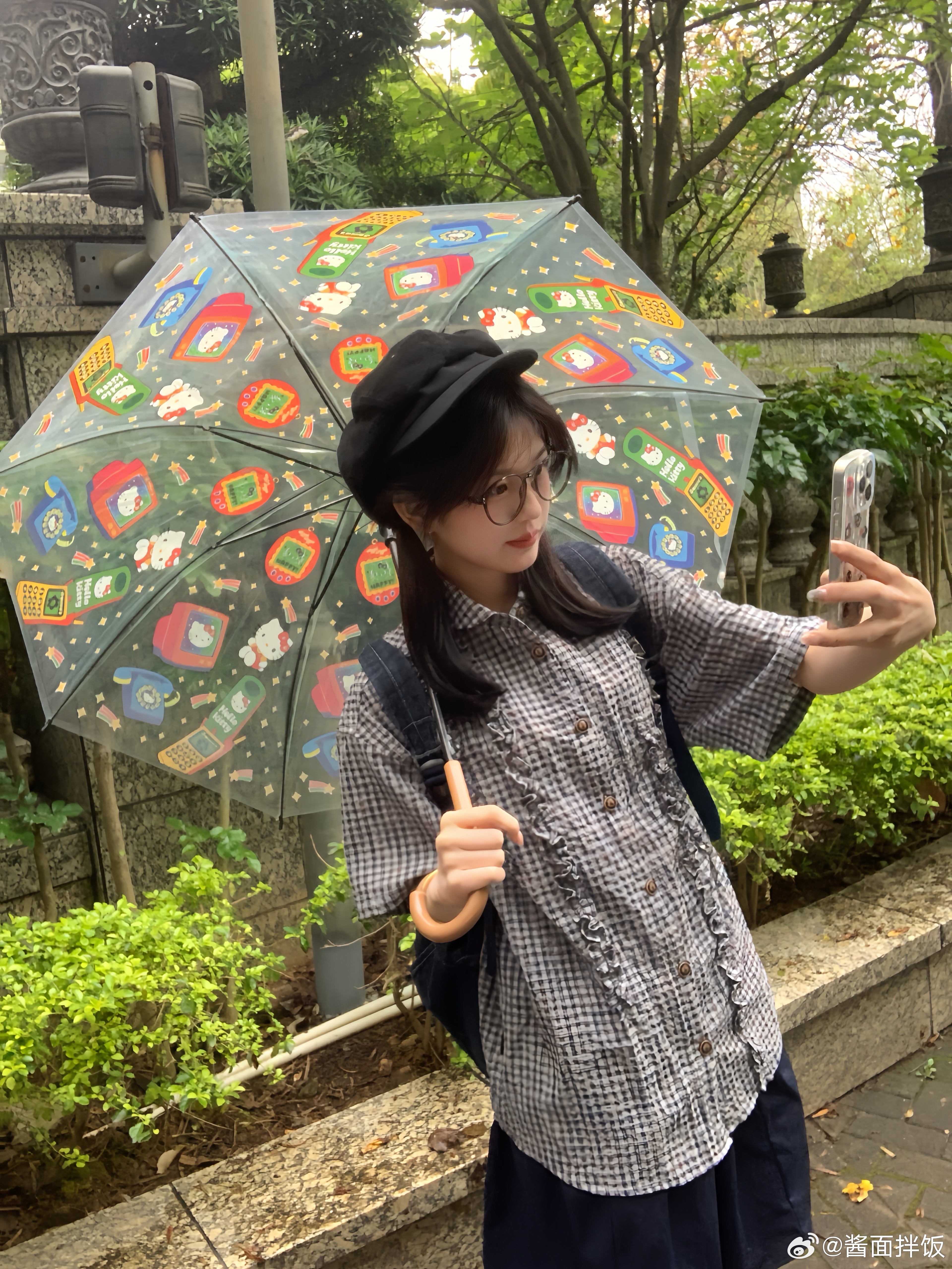 嘿嘿最后一张没发过[干饭人]看评论被熟悉的催微博嘿嘿最近有点低能量[兔子]看到你