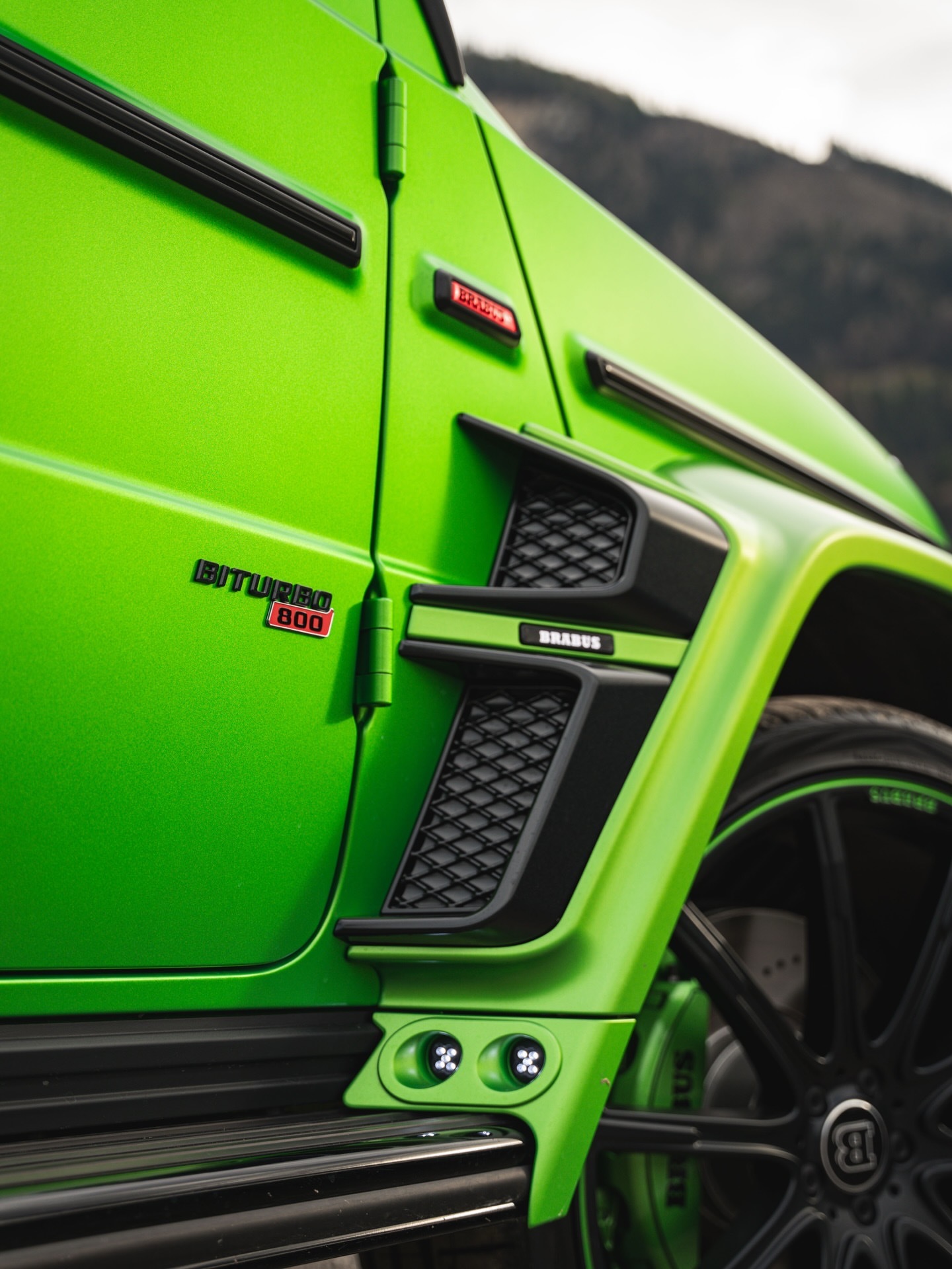 Car时尚  这个绿色💚很漂亮😍..奔驰g级amg豪车超跑car时尚