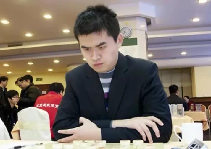 王天一，中国象棋界近几年的天才人物。2014到2022年等级分连续排名第一。被称