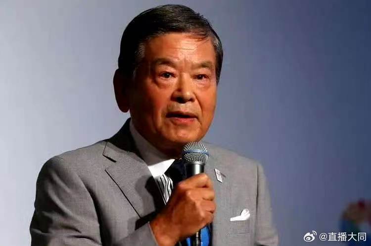 日本足球教父谈中日足球之间的交流日本足球教父川渊三郎指出，目前有超过60名日本足