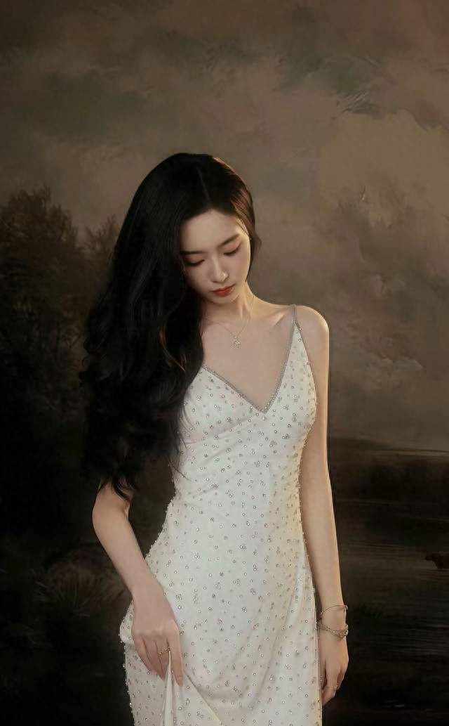 徐艺洋的美，不该只剩“身材”一个热搜词