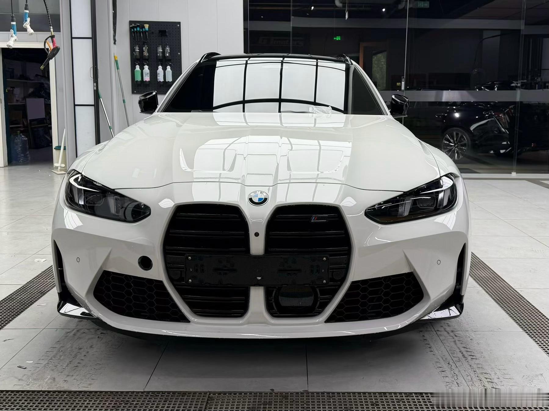 M3touring，仅此两台，仅需9x天津现车不用排队，喜欢您来 