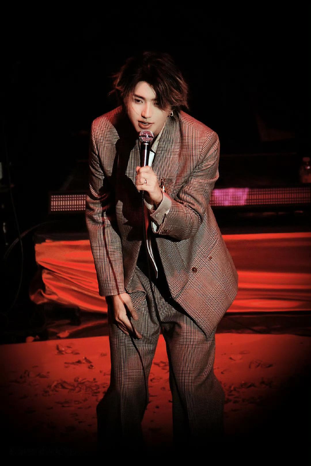 🕸️蔡徐坤 🐾蔡徐坤thedeadman演唱会 .*💭· 𝑹𝒂𝒏𝑹