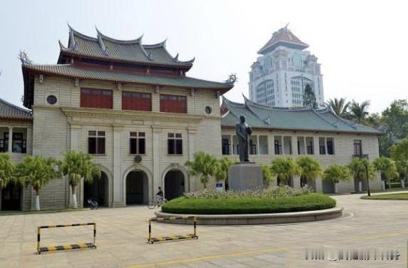 闽鲁五校对决：3:2的背后，是高教生态的真实博弈
 
“福建五校”与“山东五校”