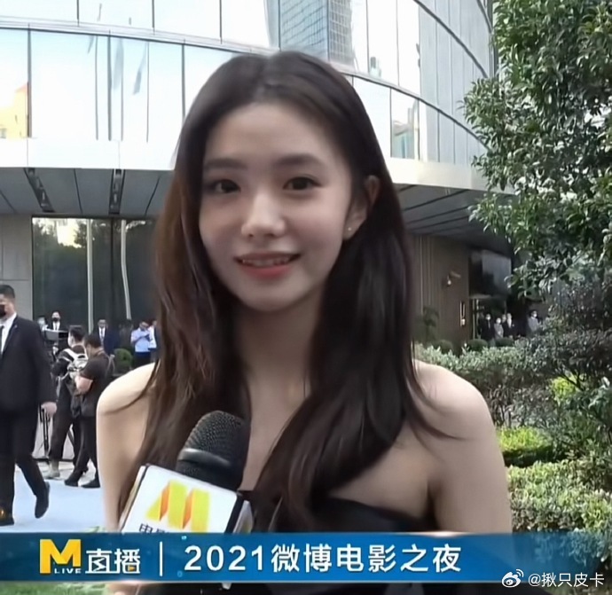 一些央视镜头下的女明星们… 赵露思、娜扎、白鹿、虞书欣、章若楠、迪丽热巴、张柏芝
