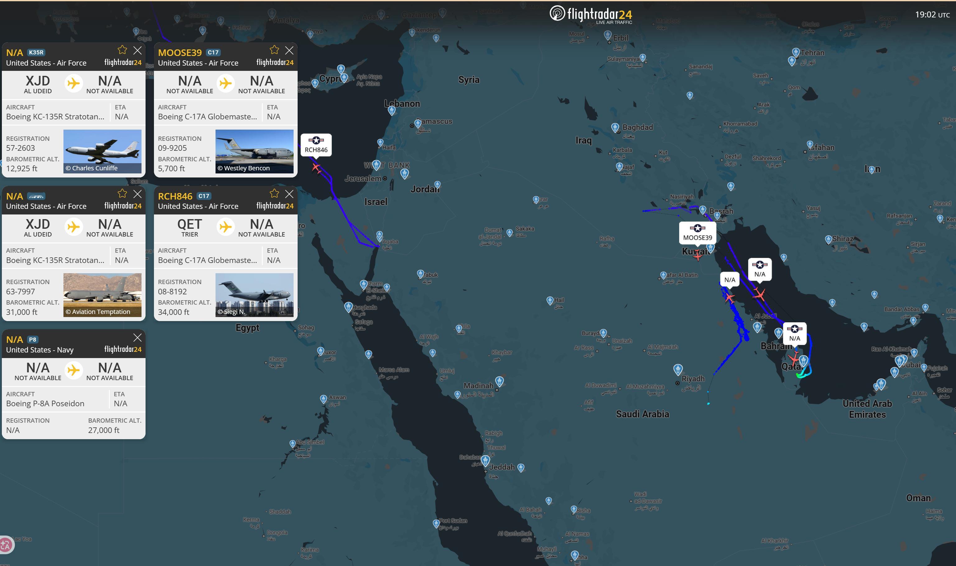 🔻美军多架 C-17 和 KC-135R 在波斯湾乌代德基地附近飞行。🔻还有