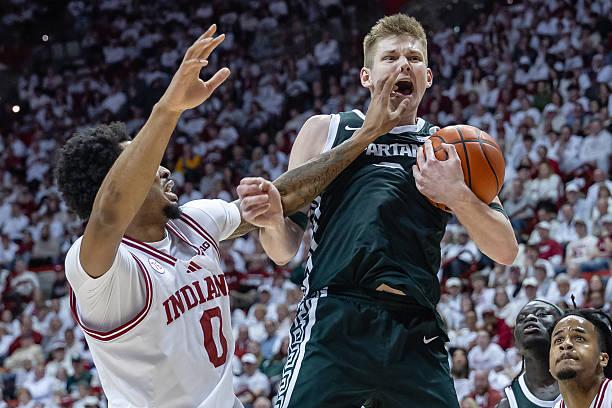 全美第13号种子密歇根州立大学以77比64战胜了主场作战的印第安纳大学。本场比赛