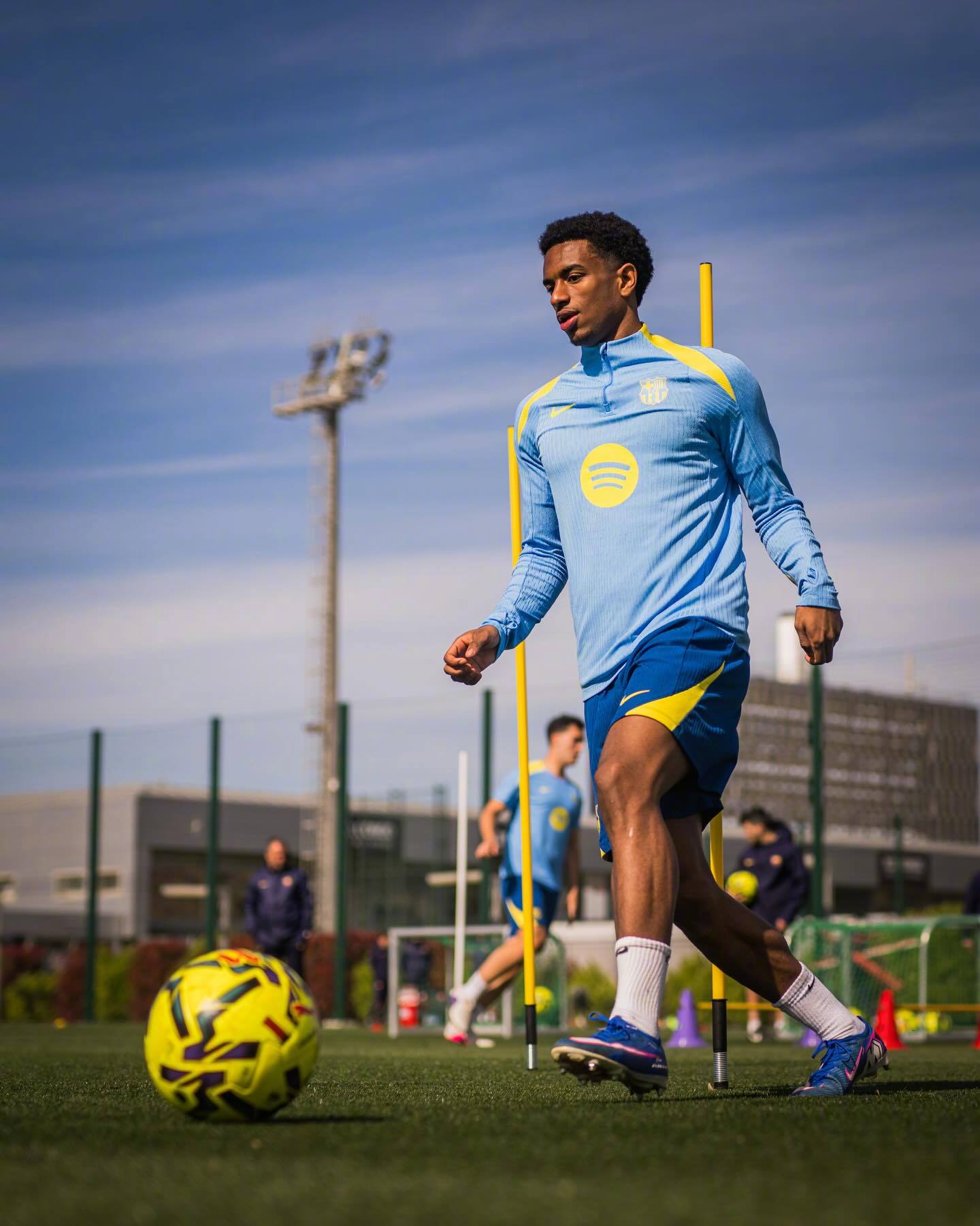 📣孔德与巴尔德回归训练场！孔德与巴尔德回归训练场！孔德与巴尔德回归训练场！💪