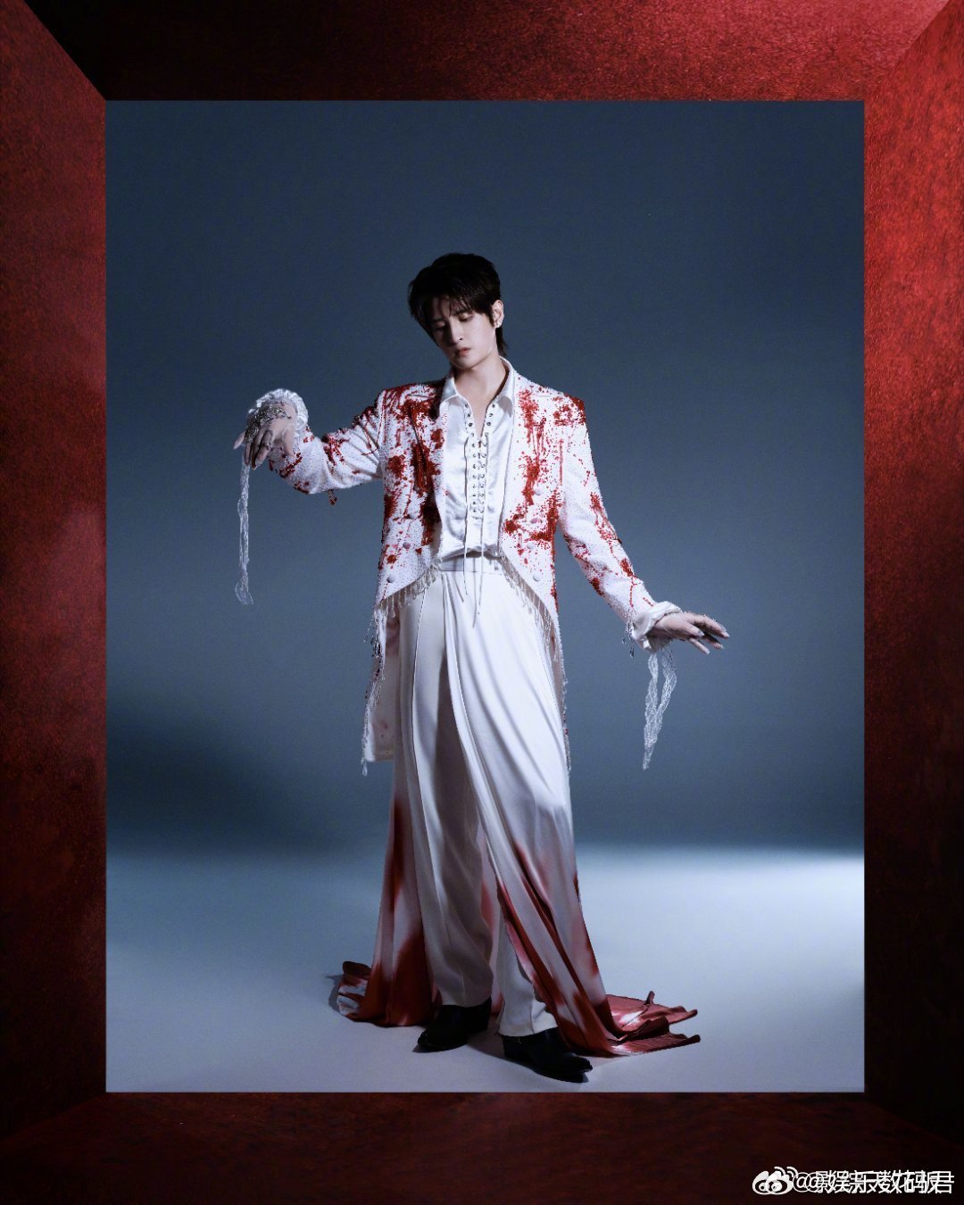 张远回应自己手小抓财 塞不满的手套，填不满的快乐！远子在线教学：如何把心酸事变搞